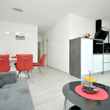 Adrian Apartmán