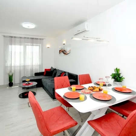 Adrian Apartmán