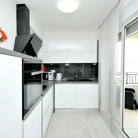 Apartment Adrian *
