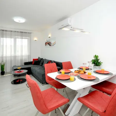 Adrian Apartment *