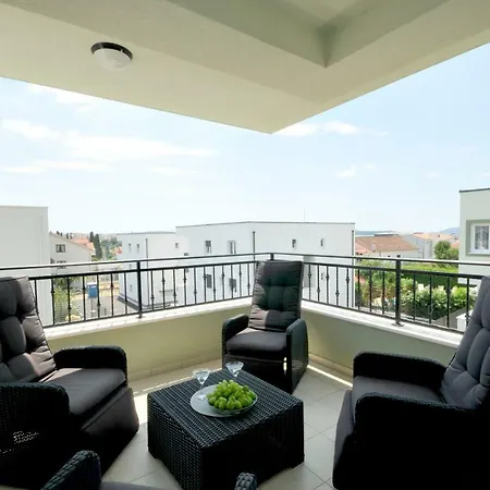 Apartment Adrian Trogir