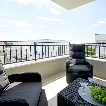 Adrian Apartmán Trogir